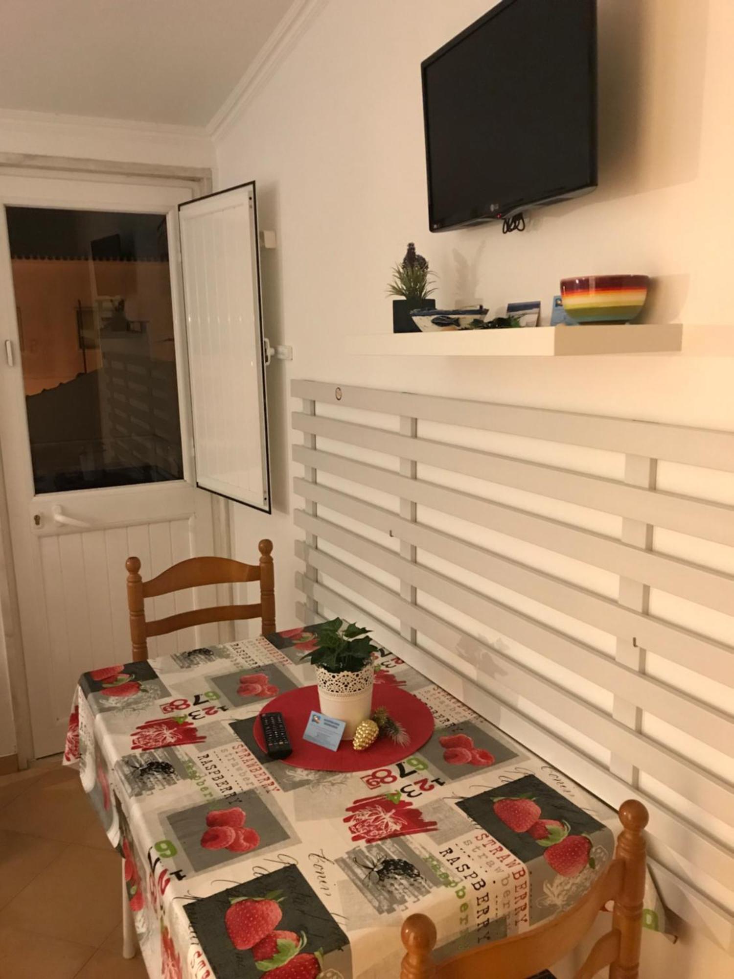 Hospedaria Bernardo Ericeira Eksteriør bilde