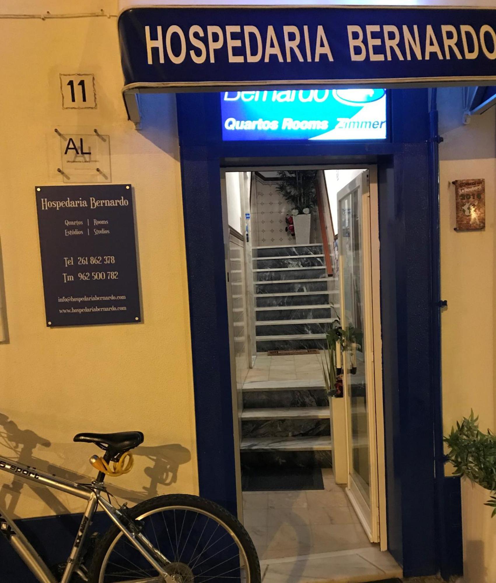Hospedaria Bernardo Ericeira Eksteriør bilde