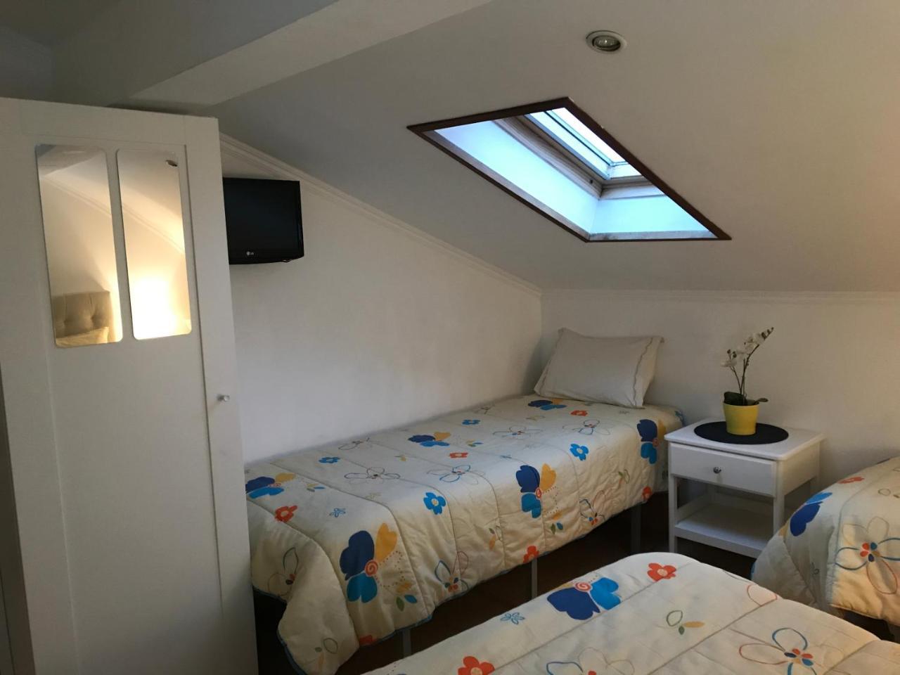 Hospedaria Bernardo Ericeira Eksteriør bilde