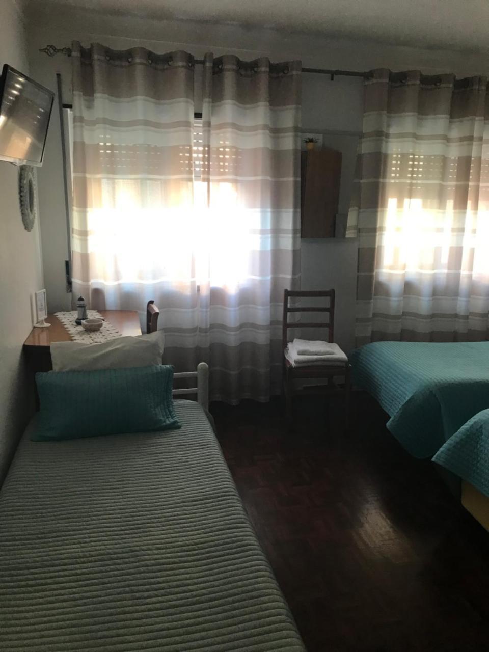 Hospedaria Bernardo Ericeira Eksteriør bilde