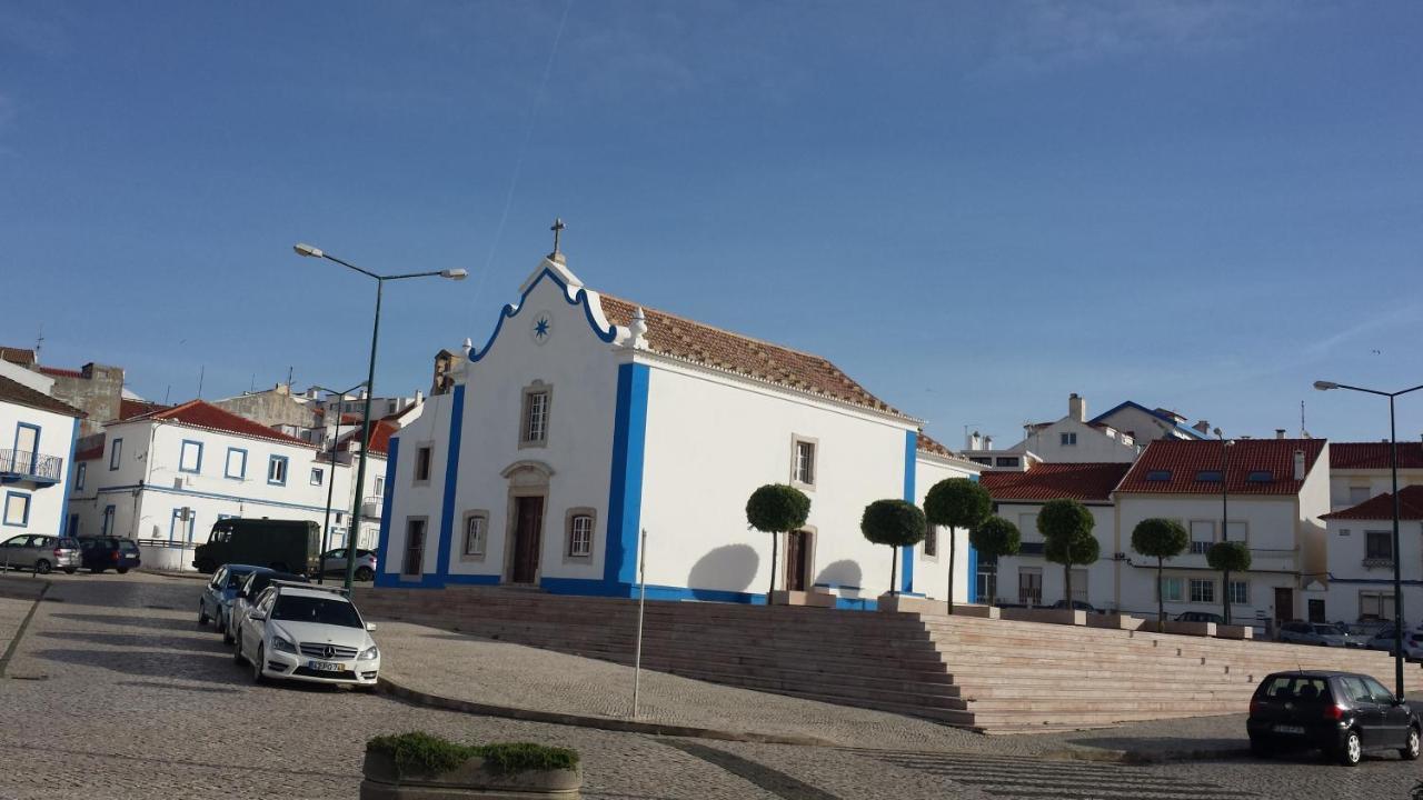 Hospedaria Bernardo Ericeira Eksteriør bilde
