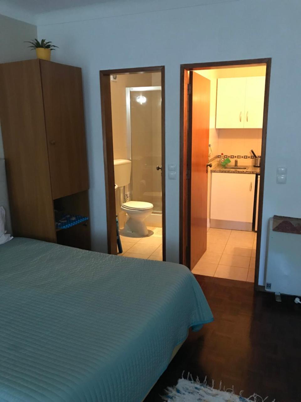 Hospedaria Bernardo Ericeira Eksteriør bilde
